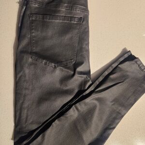 Seven7 Women's Skinny Jeans in Black